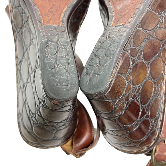 BORN Genuine Leather Strappy Wedge Sandals Slingback Warm Brown Shoes sz 10 - Picture 16 of 16